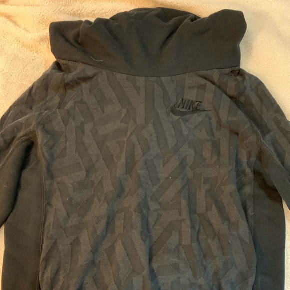Nike Other - Nike sweatshirt